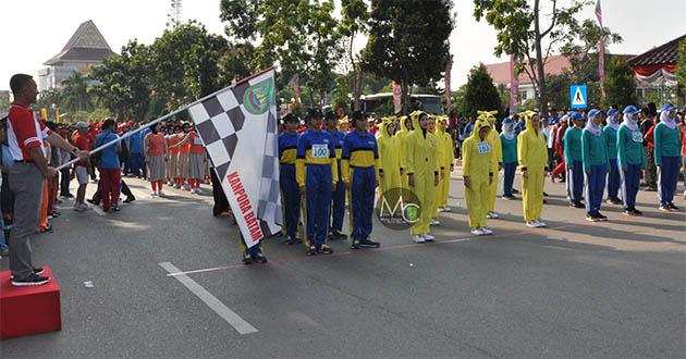 Demam Pokemon Go di Gerak Jalan Pemko Batam